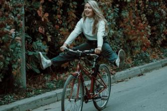 Why teenage girls have fewer real opportunities to ride a bike than teenage boys